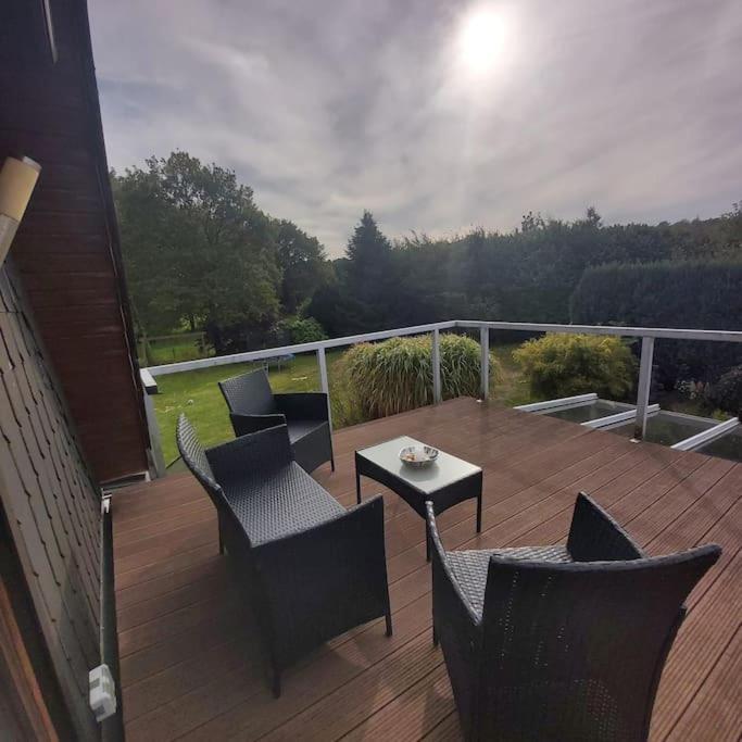 Apartment In Upper Floor In Nature Reserve. Hipstedt Exteriör bild